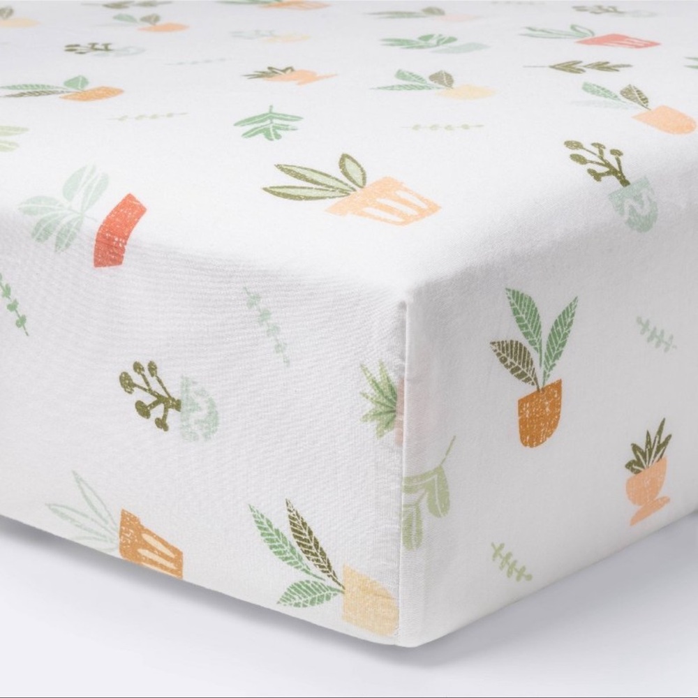 Cloud Island White Fitted Potted Plant Pattern Crib Sheet